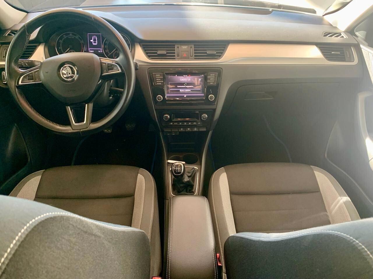 Skoda Rapid 1.0 TSI 110 CV Design Edition