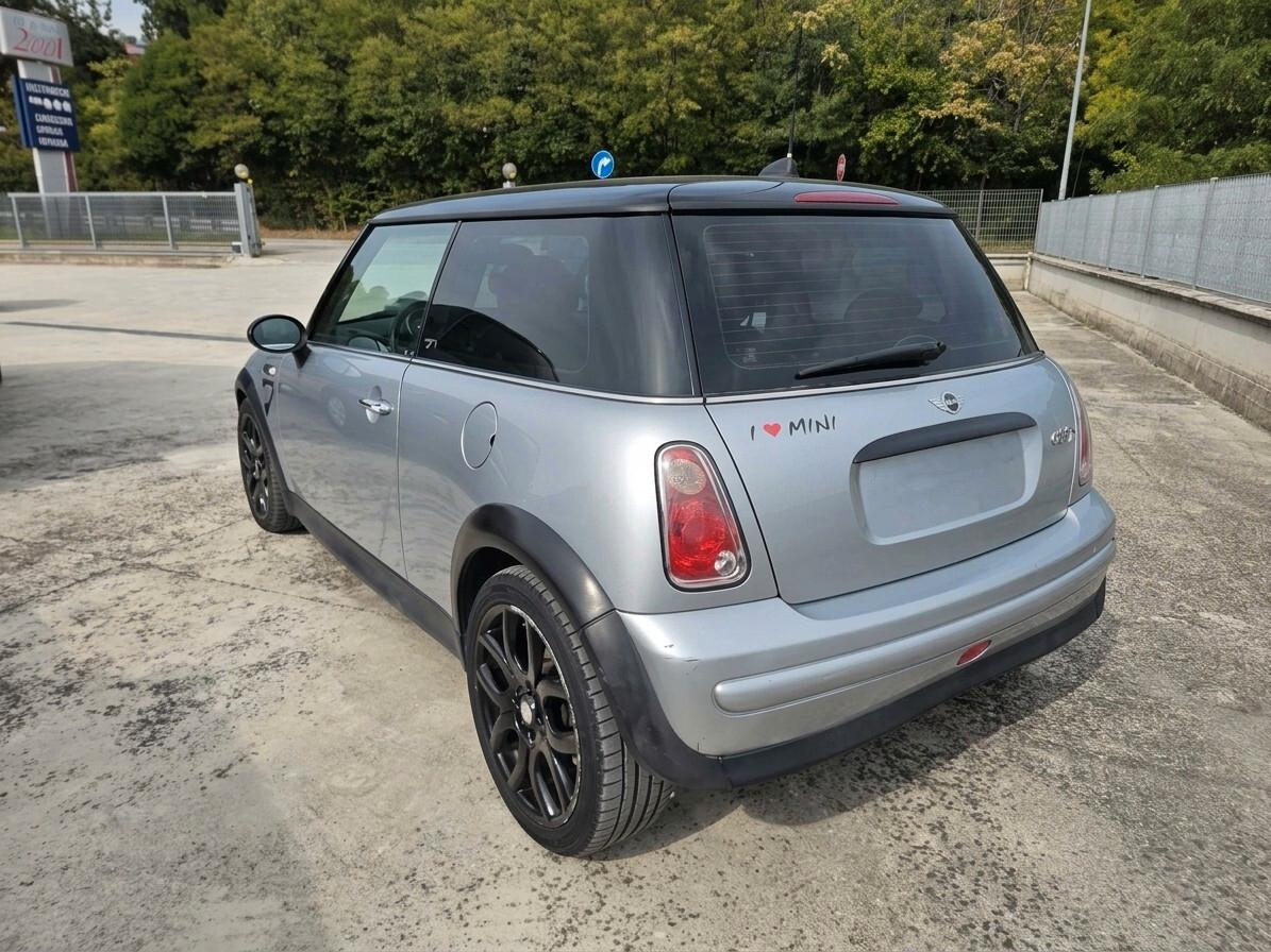 Mini 1.4 tdi One D Seven