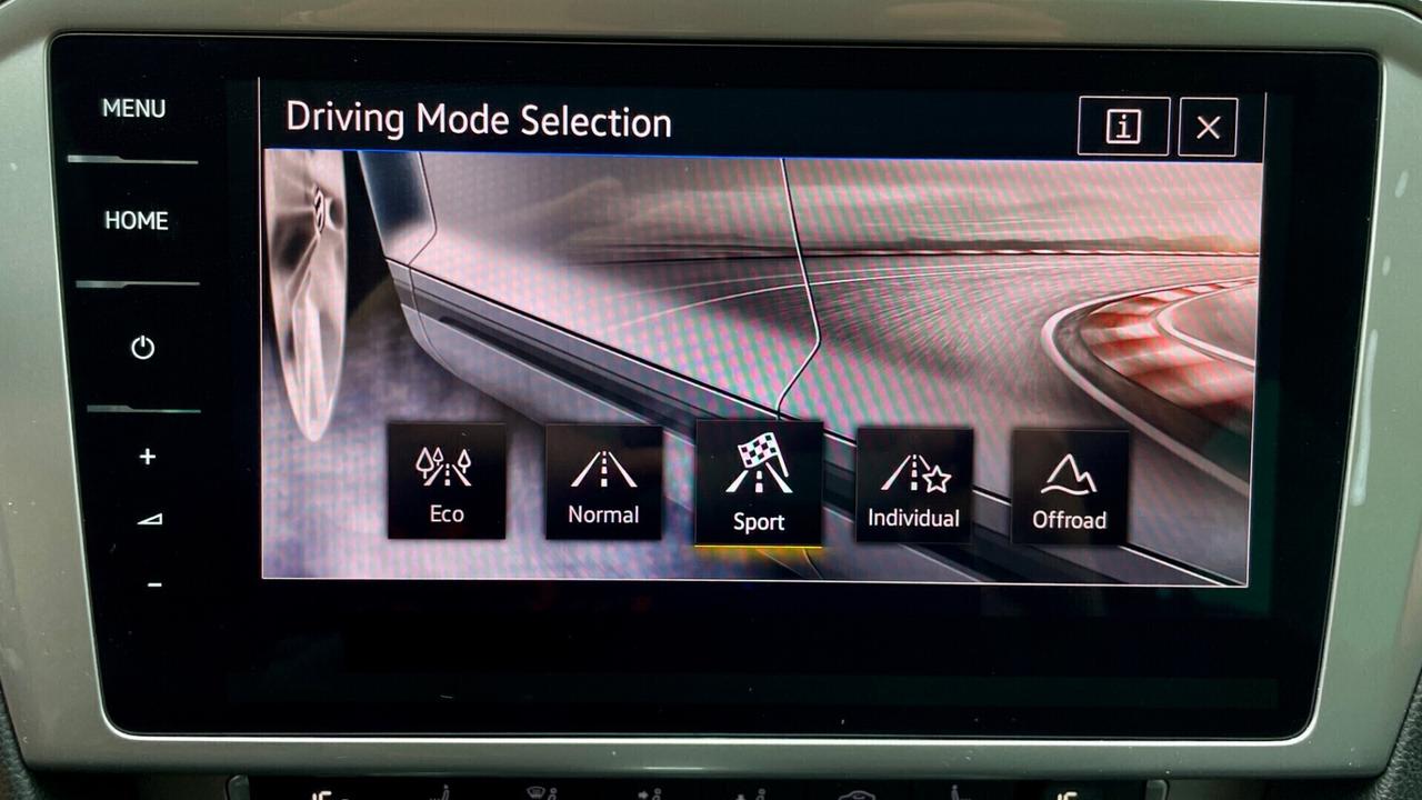 VOLKSWAGEN PASSAT VARIANT 2.0 ALLTRACK 4 MOTION DSG EXECUTIVE BMT 190CV - TETTO, PELLE, VIRTUAL COCKPIT