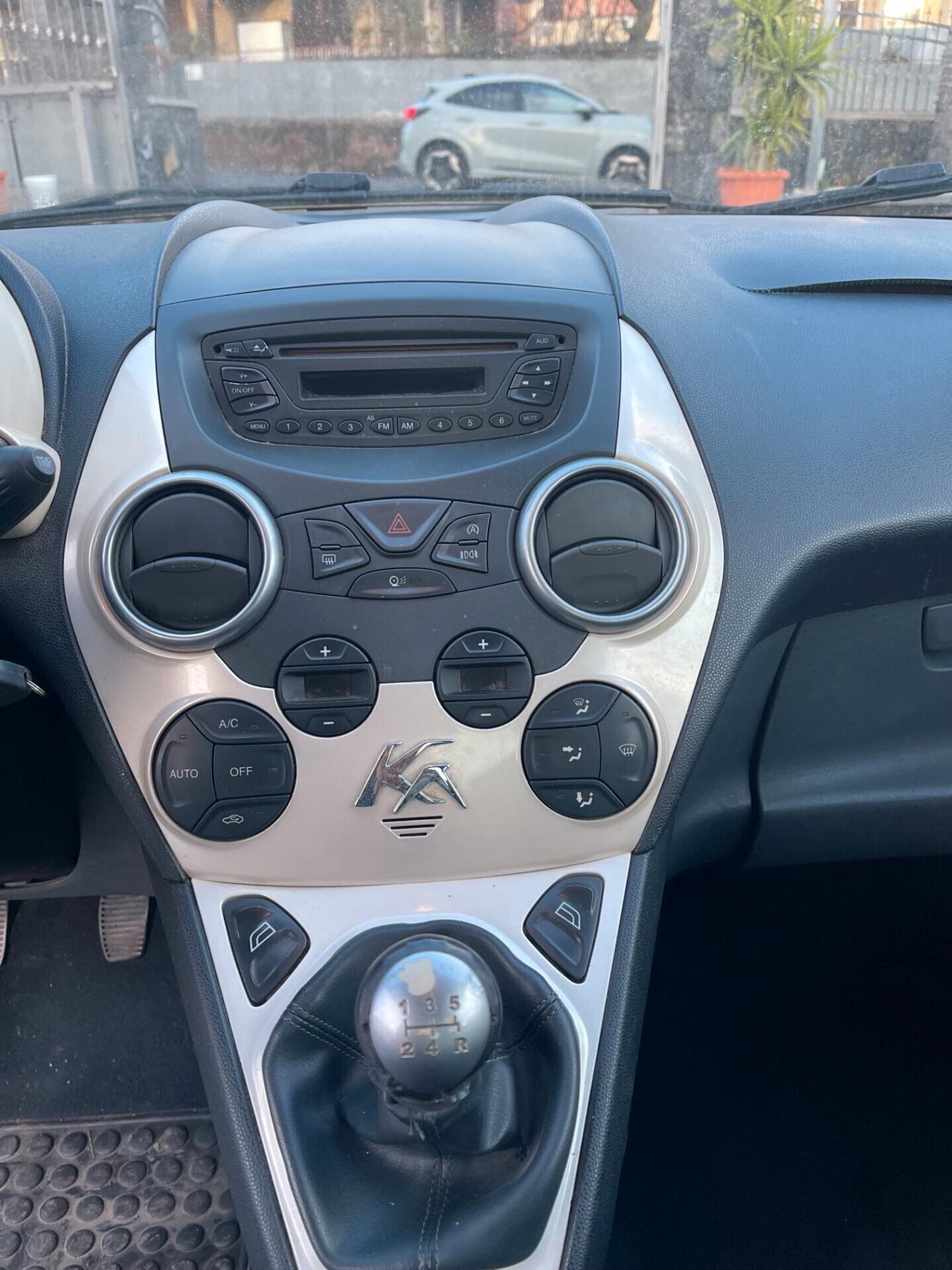 Ford Ka 1.3 TDCi 75CV Titanium