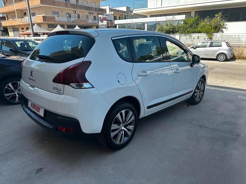 Peugeot 3008 1.6 HDi Active - 2014