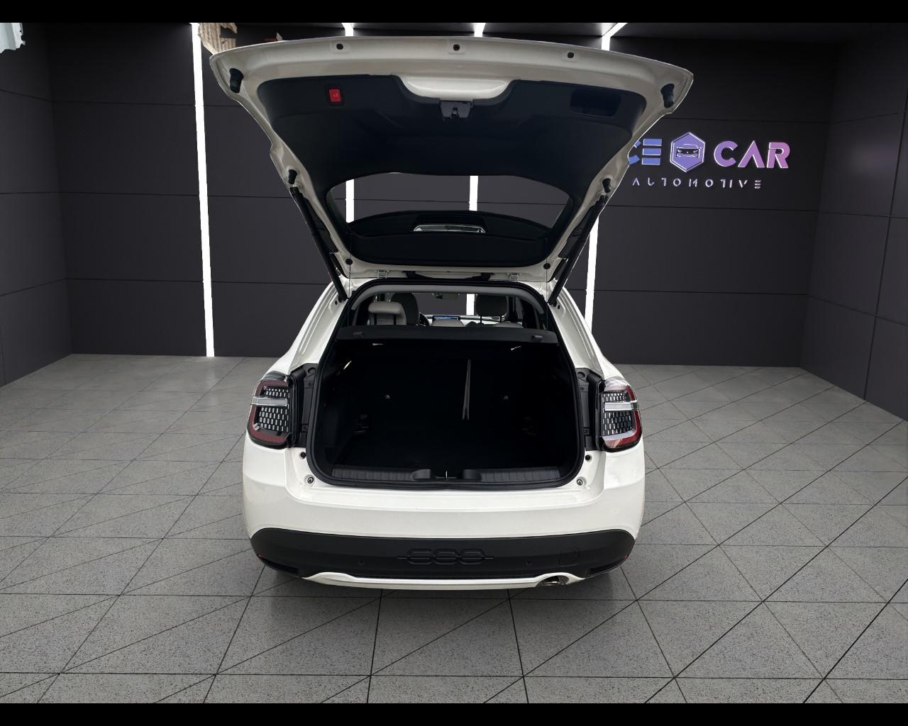 FIAT 600 (2023-->) - 600 Hybrid 136 CV DCT MHEV La Prima