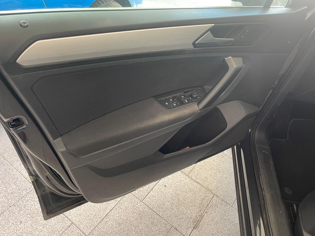 Volkswagen Tiguan 2.0 TDI SCR DSG 4MOTION Advanced BMT