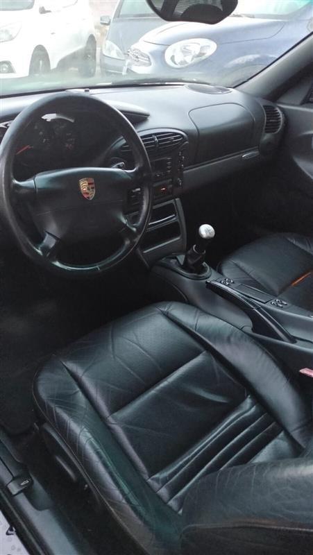 Porsche Boxster 2.5i 24V cat