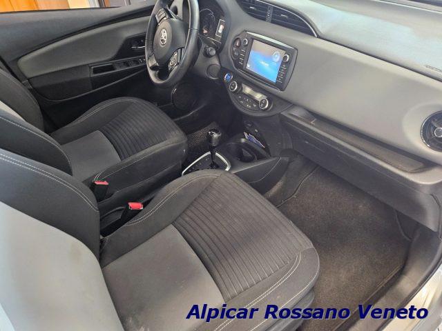 TOYOTA Yaris 1.5 Hybrid 5 porte Business