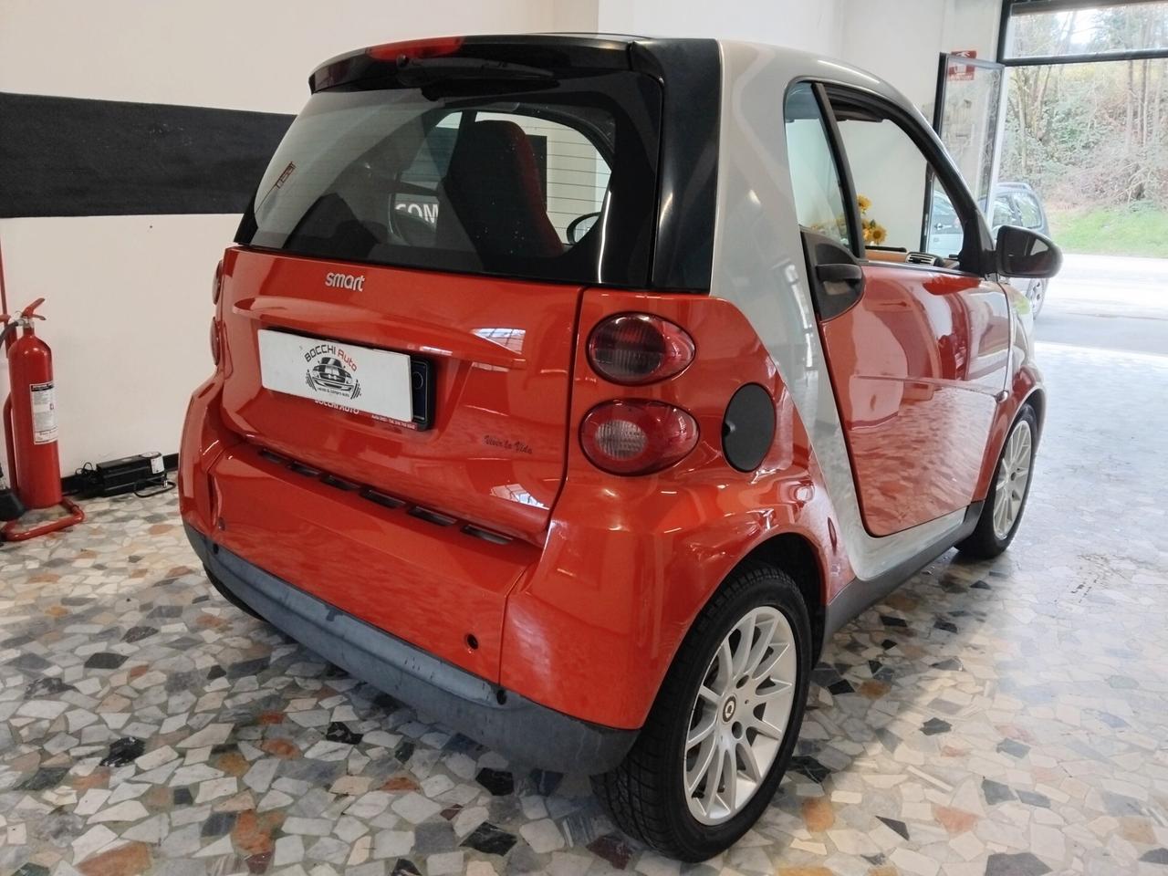 Smart ForTwo 1000 52 kW coupé passion