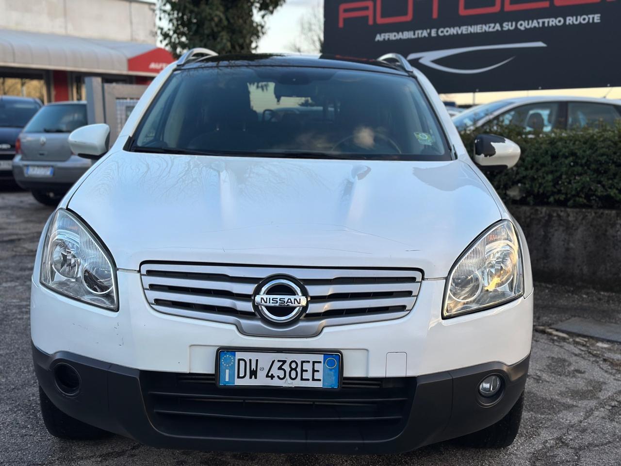 Nissan Qashqai 2 2.0 dCi DPF Tekna 2009