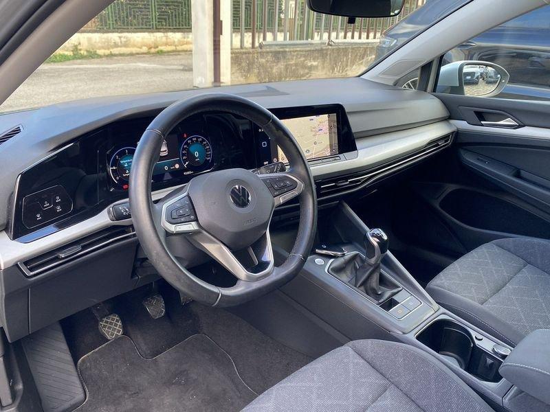 Volkswagen Golf 8 Life 2.0 TDI 116CV