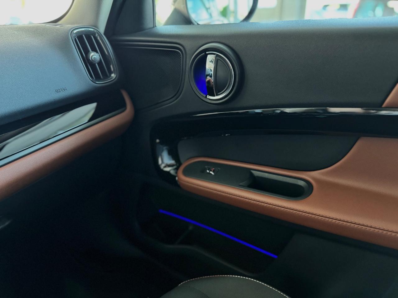 Mini One D Countryman 1.5 Hype Automatica