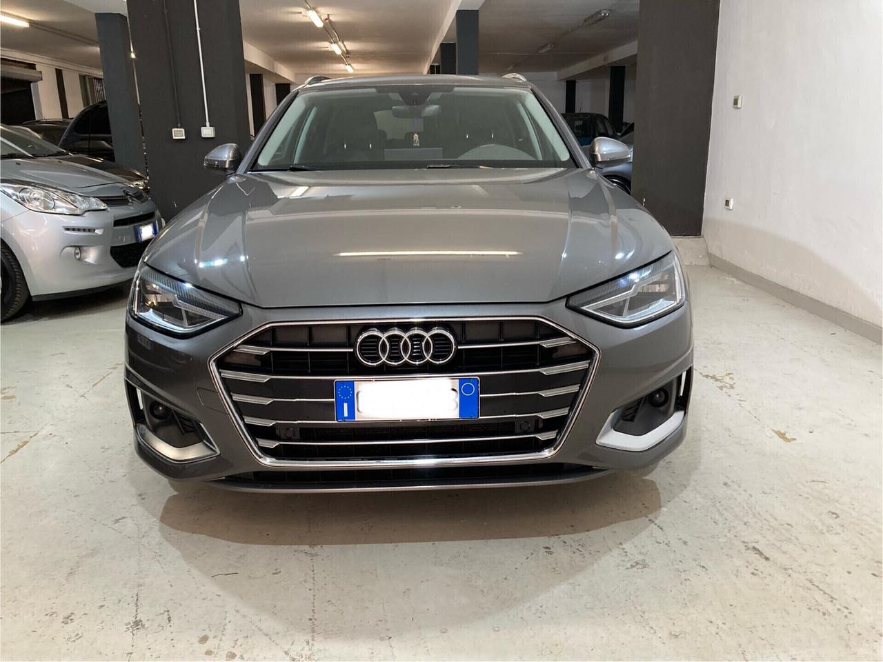 Audi A4 40 TDI S tronic Business