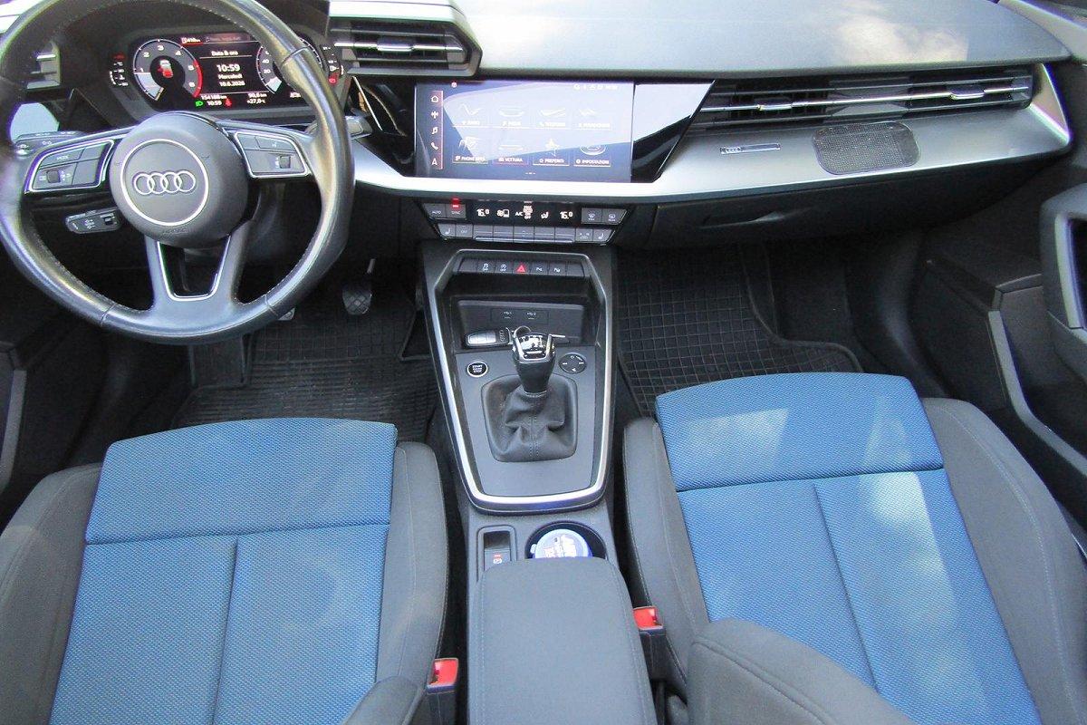 AUDI A3 SPB 30 TDI Business