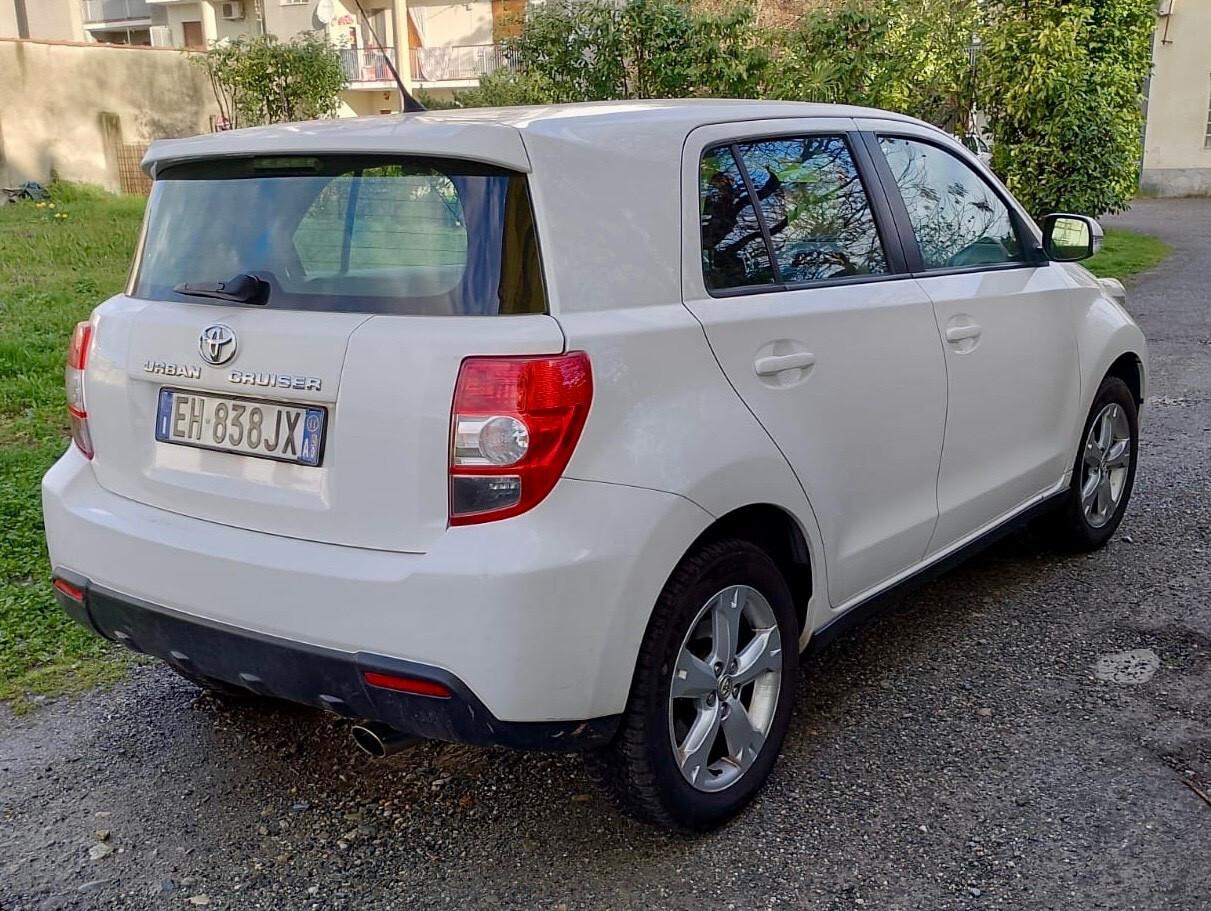 Toyota Urban Cruiser Urban Cruiser 1.4 D-4D AWD Luxury