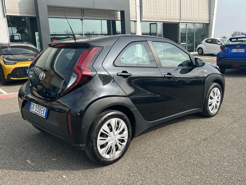 Toyota Aygo X 1.0B (72 CV) Active