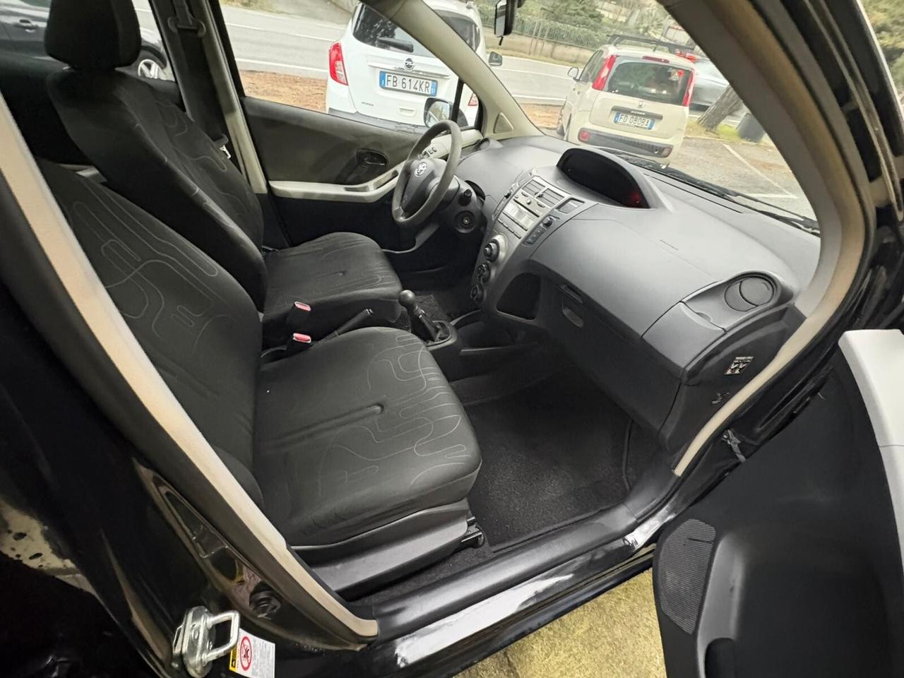 Toyota Yaris 1.0 12 MESI DI GARANZIA !!!!