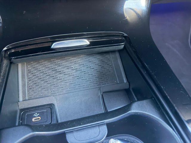 MERCEDES-BENZ A 200 d Automatic AMG Line Premium Night Edition + TETTO