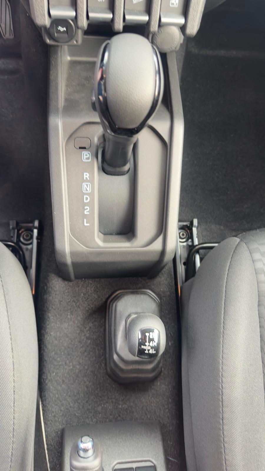 Suzuki Jimny 1.5 4AT TOP 5 PORTE
