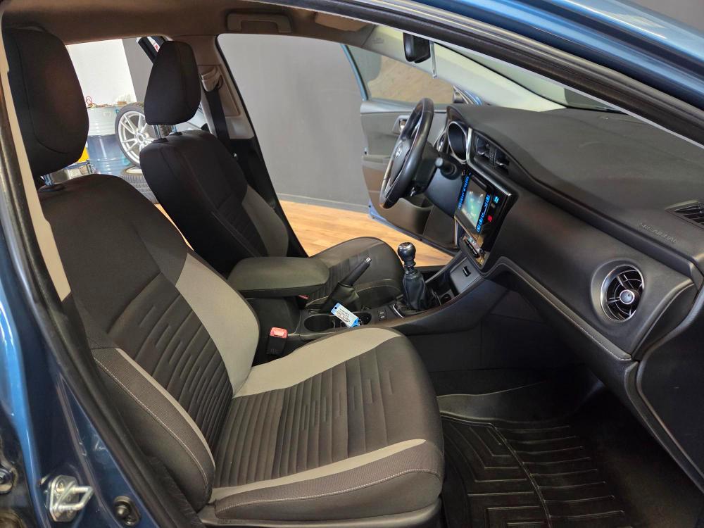 Toyota Auris 5 Porte Auris 1.6 d-4d Lounge