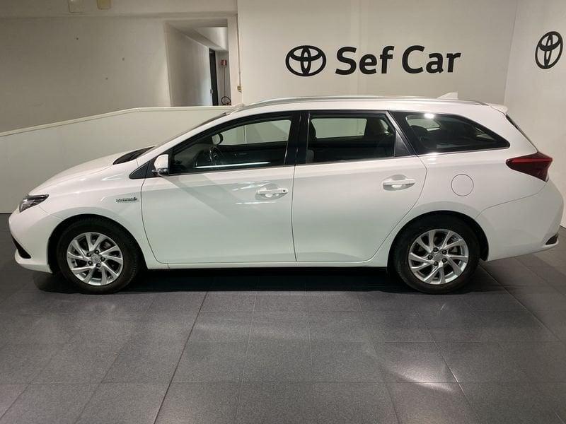 Toyota Auris Touring Sports 1.8 Hybrid Business