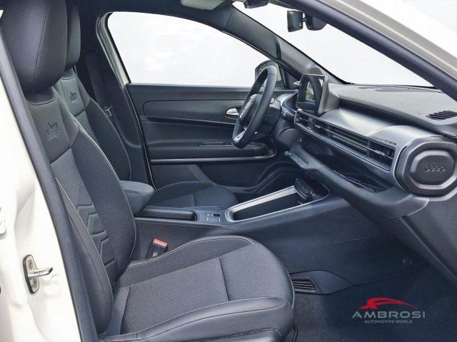 JEEP Avenger E-Hybrid Altitude