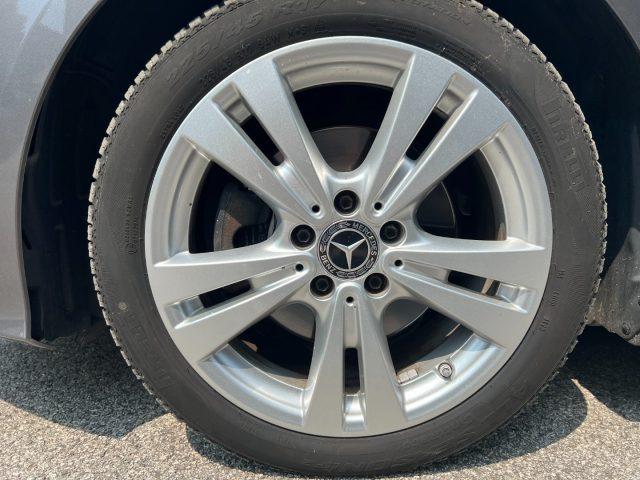 MERCEDES-BENZ A 200 d Automatic Sport