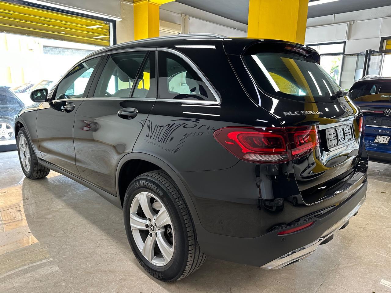 Mercedes-benz GLC 300 de 4Matic Plug-in hybrid Business