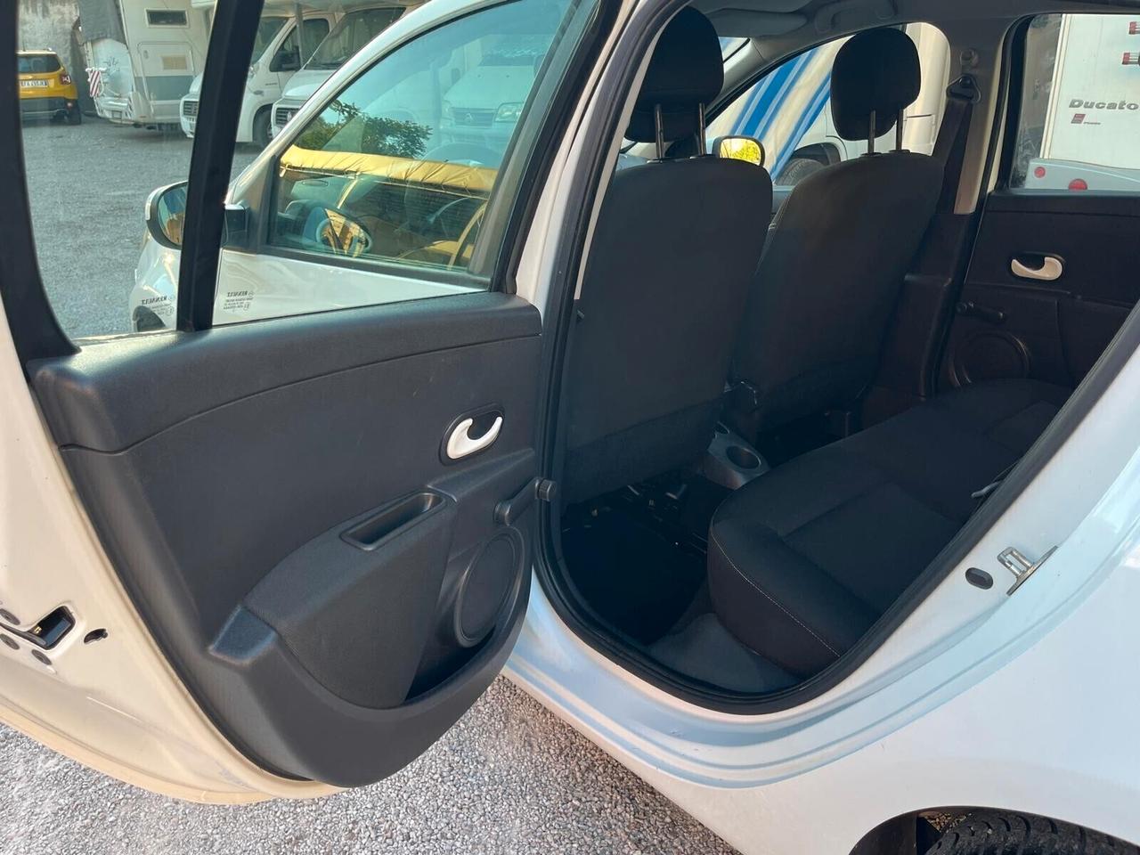 Renault Clio 2012 1.5 dCi 75CV 12 MESI DI GARANZIA