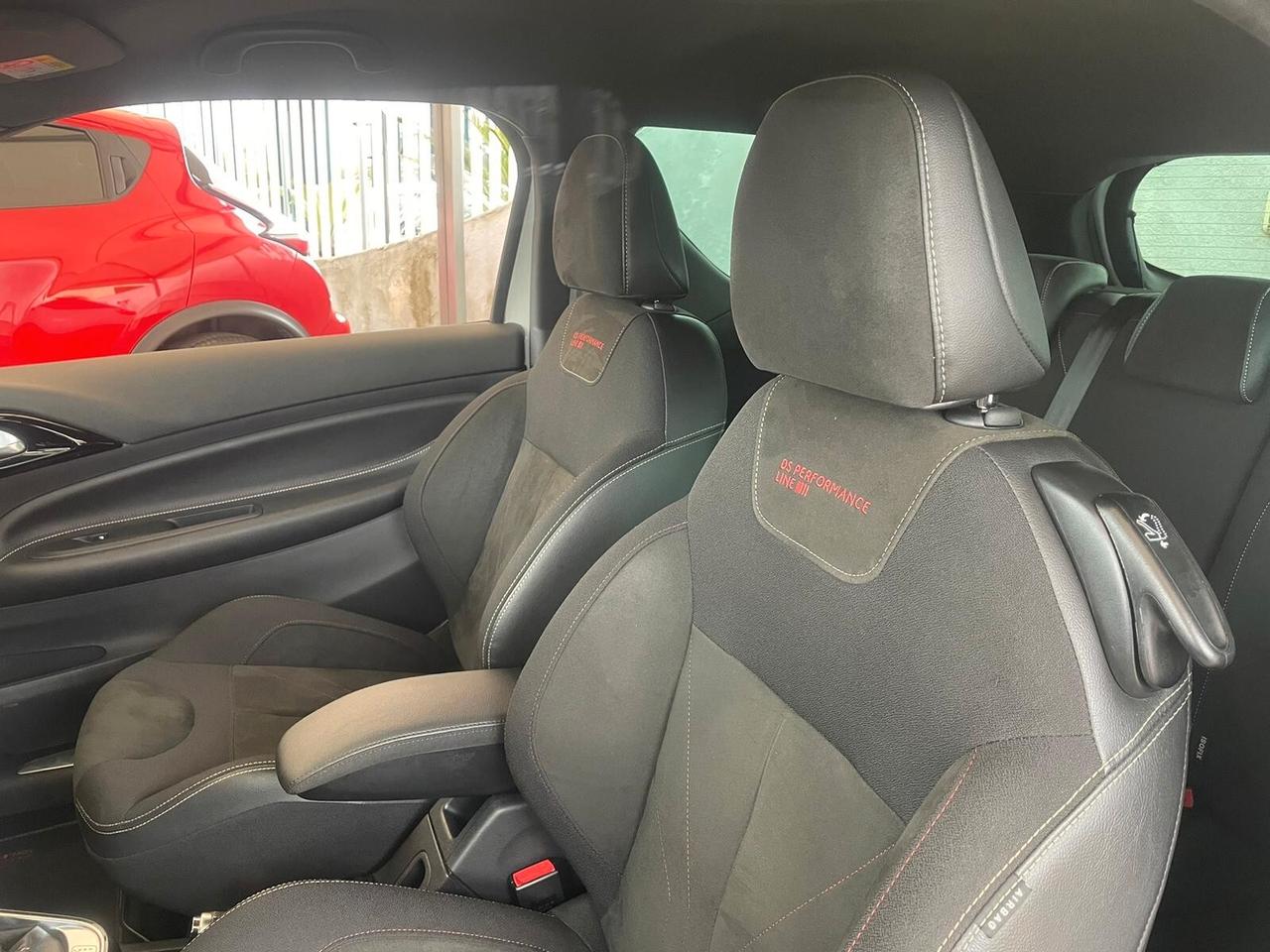 Ds DS3 3 PureTech 110 aut. Performance Line