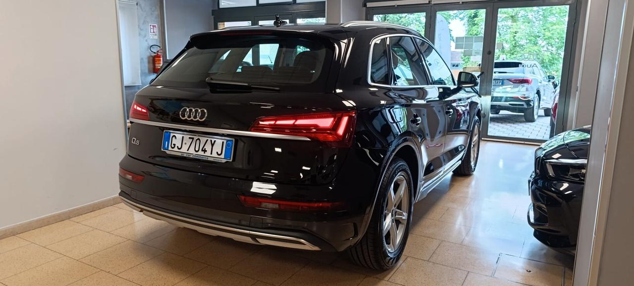 Audi Q5 35 TDI S tronic Business Advanced