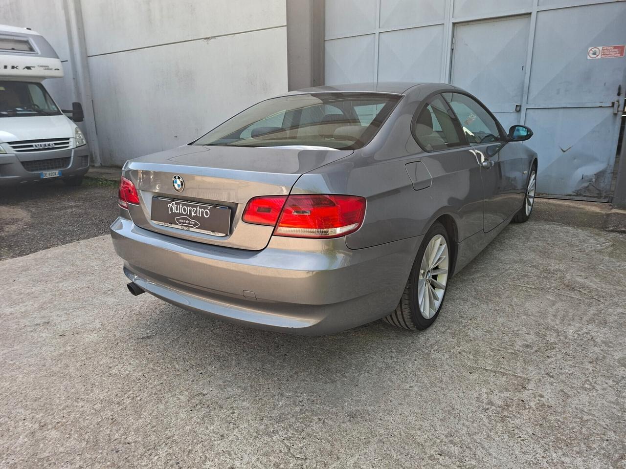 BMW 320i coupé E92 170 cv