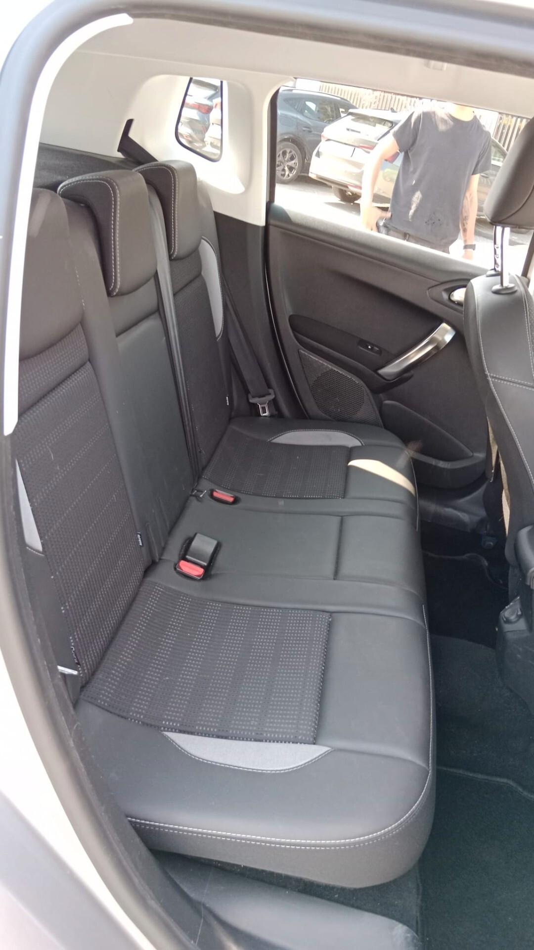 Peugeot 2008 PureTech Turbo 110 EAT6 S&S Allure