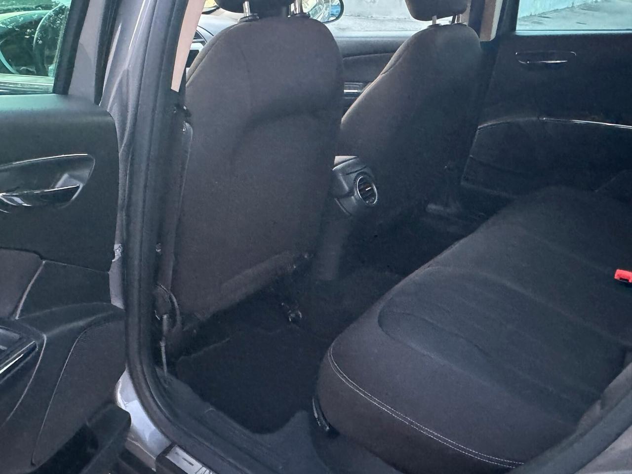 Lancia Delta 1.6 MJT DPF 105 CV Gold