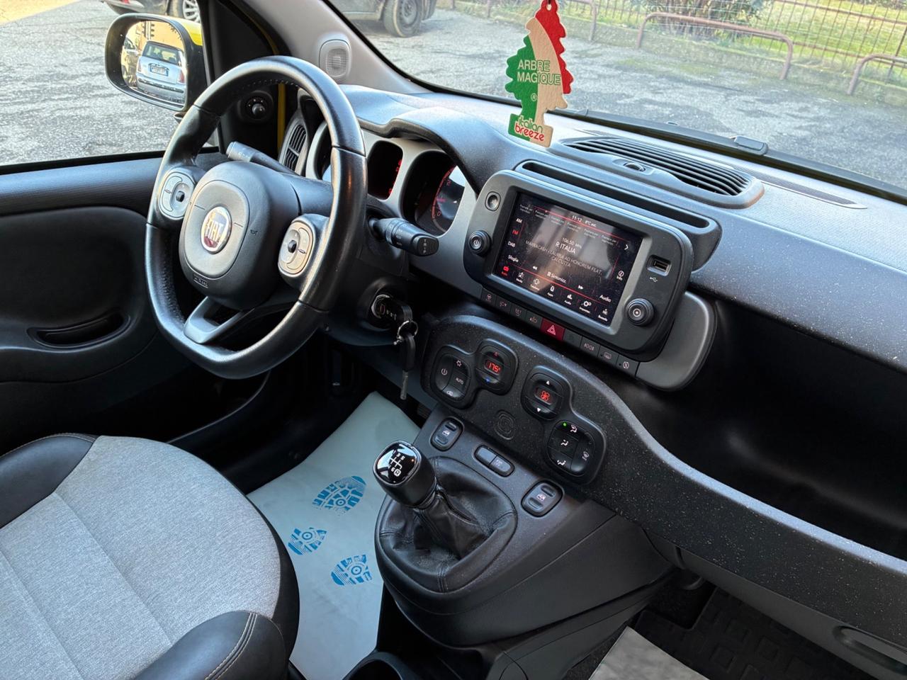 Fiat Panda 1.0 Hybrid City Cross 70cv