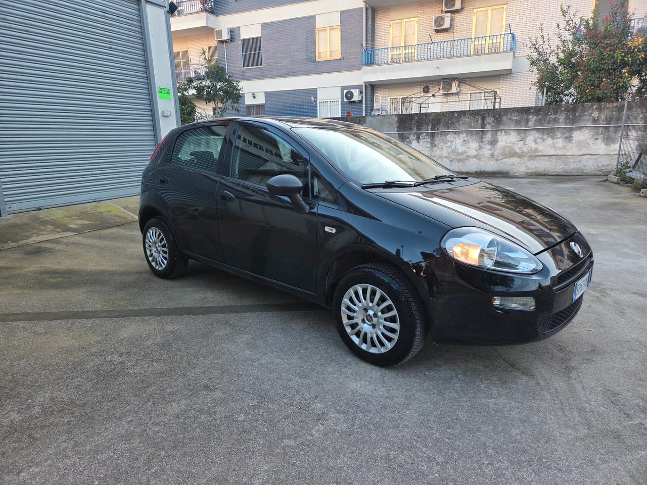 Fiat Punto 1.4 8V 5 porte Natural Power Street
