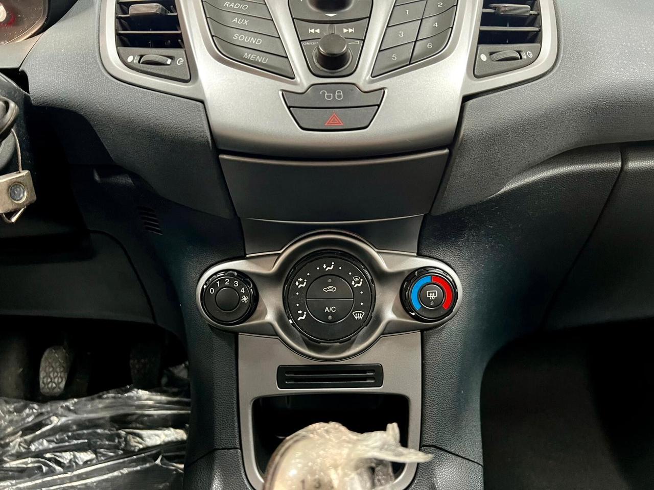 Ford Fiesta 1.2 82 CV 5 porte Titanium