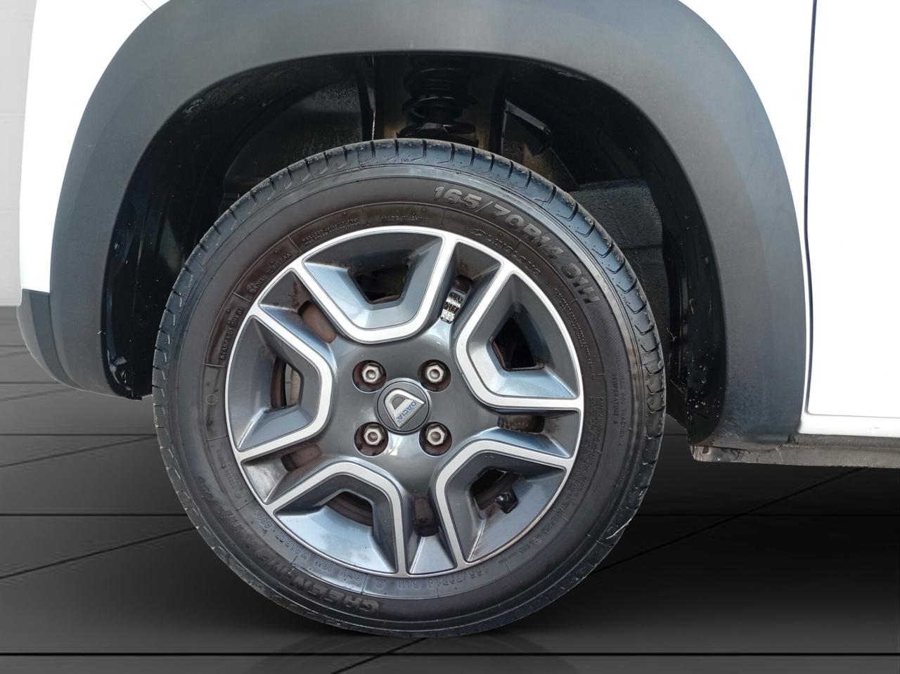 Dacia Spring Comfort Plus Electric 45 pari al nuovo !