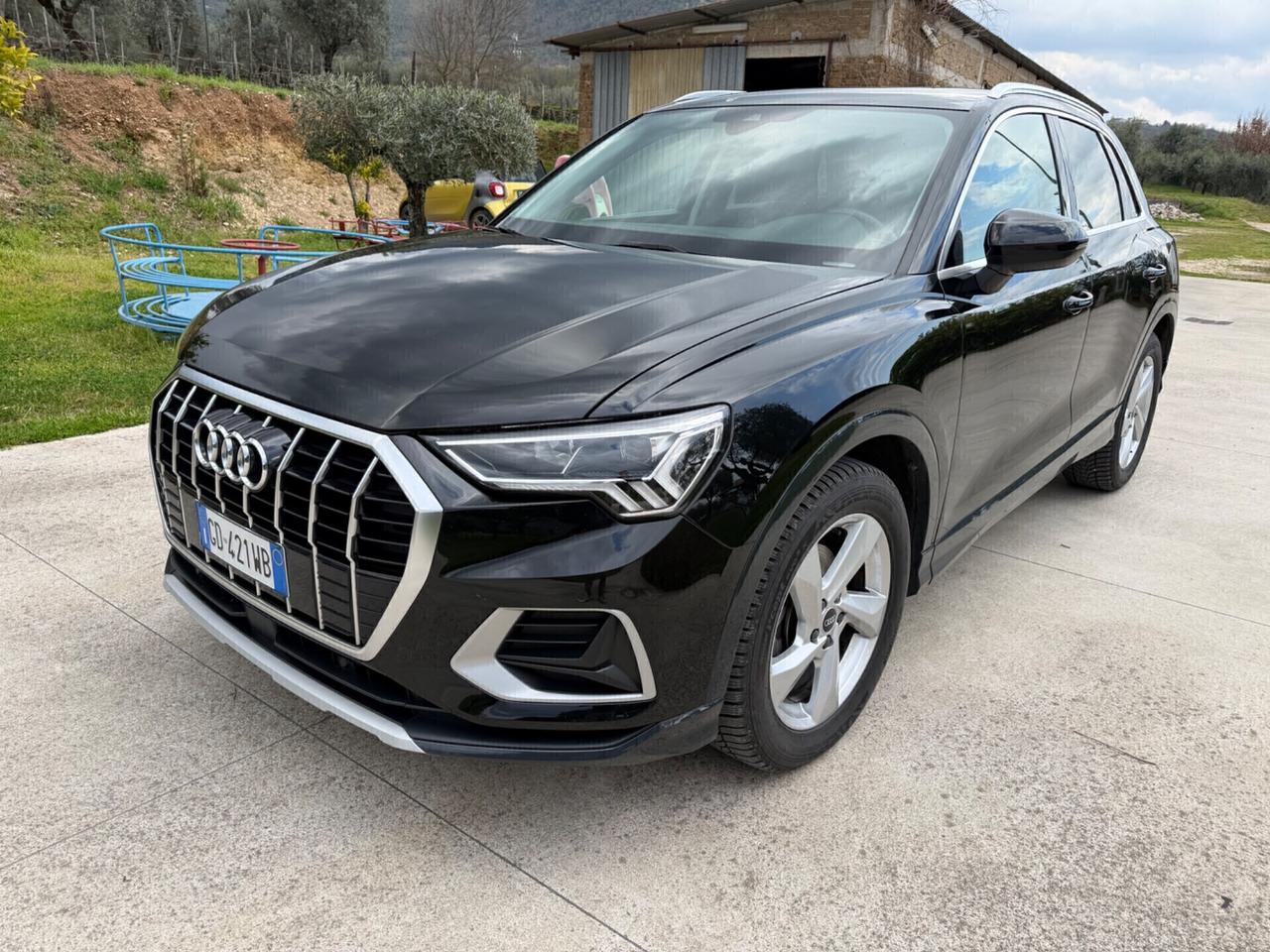 Audi Q3 35 TDI S tronic line edition