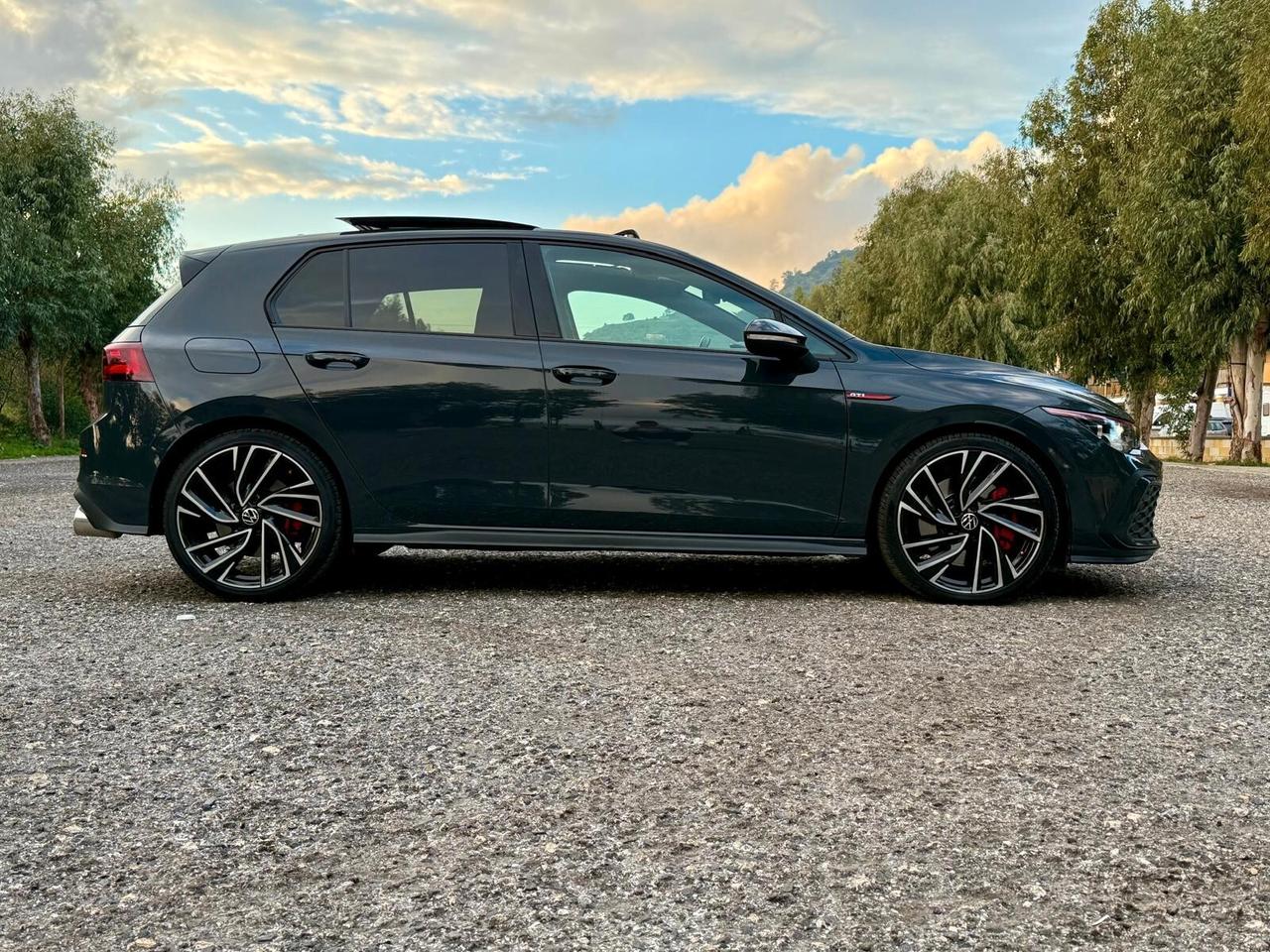 Volkswagen Golf GTI 2.0 TSI DSG