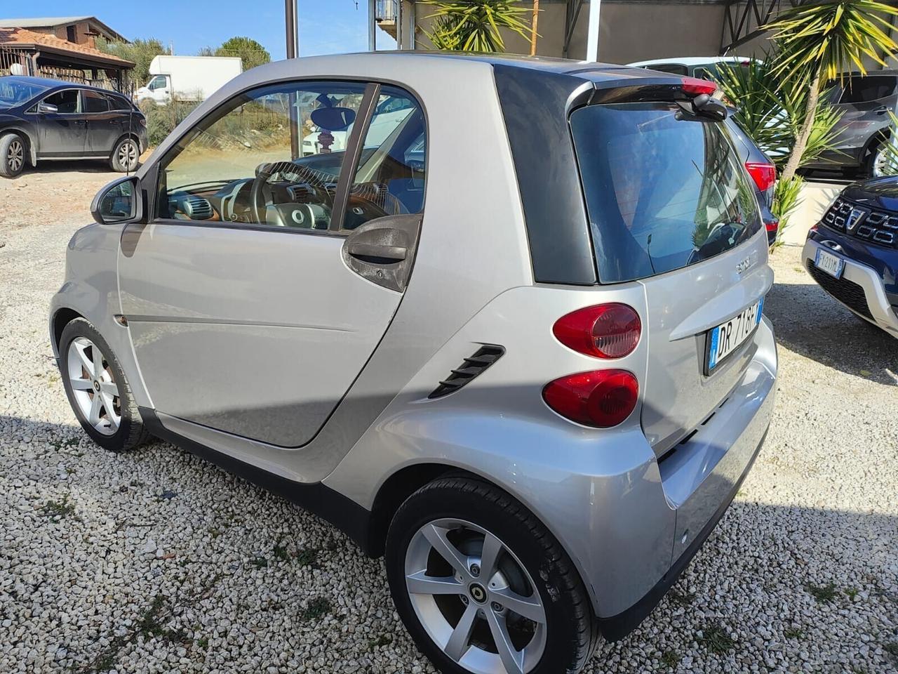 Smart ForTwo 1000 62 kW coupé passion