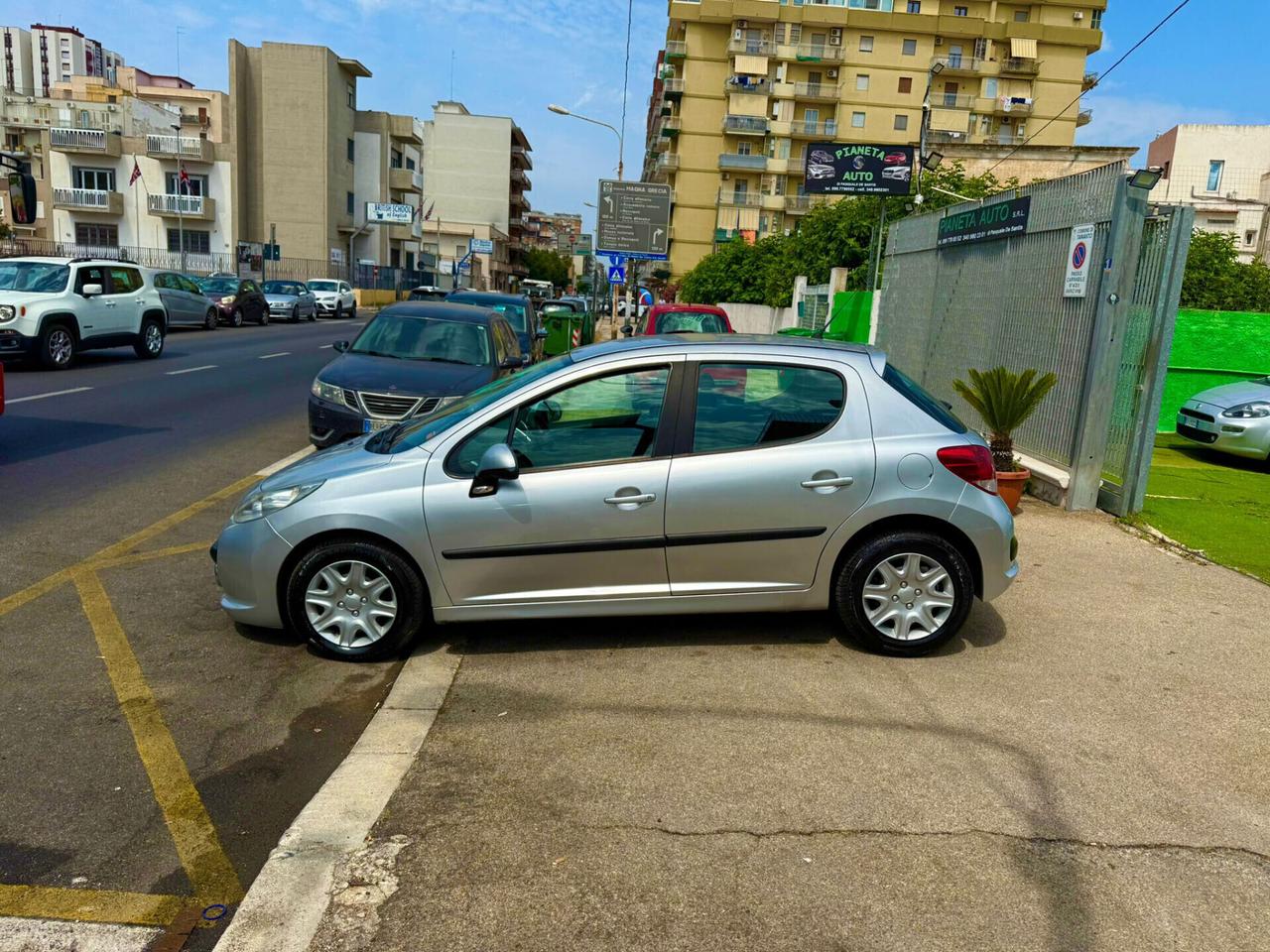 Peugeot 207 Plus 1.4 HDi 70CV 5 porte