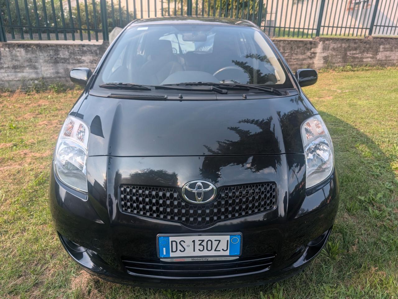 Toyota Yaris 1.3 5 porte Sol UNICO PROPRIETARIO