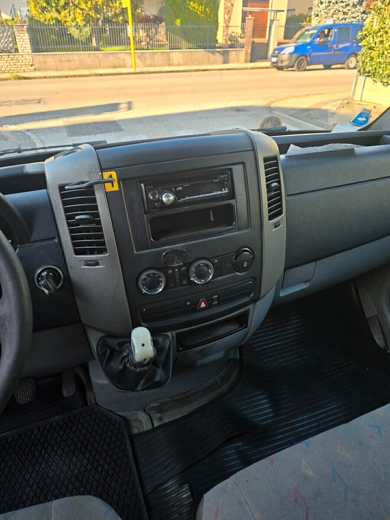 Volkswagen Crafter 2.5 DIESEL 110 CAVALLI 6 MARCE - 2009