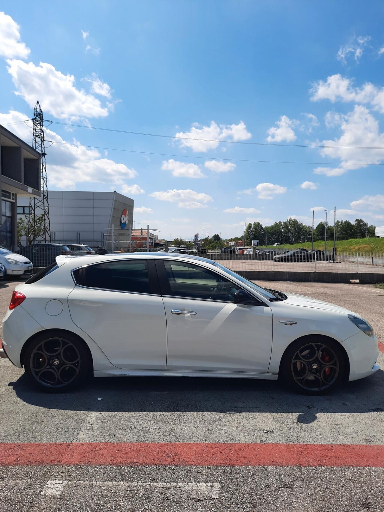 Alfa Romeo Giulietta 1.4 Turbo 120 CV GPL Progression OK NEOPATENTATI