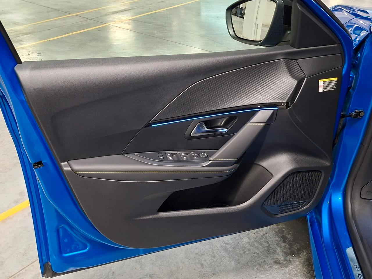 Peugeot 208 1200 mhev Hybrid 101CV GT e-DCS6 Km.0