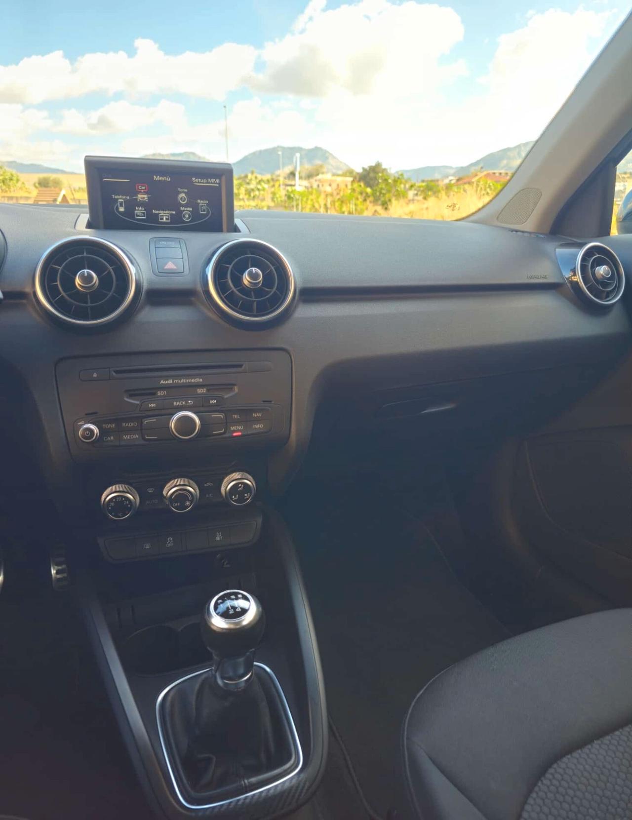 Audi A1 1.6 TDI S line edition