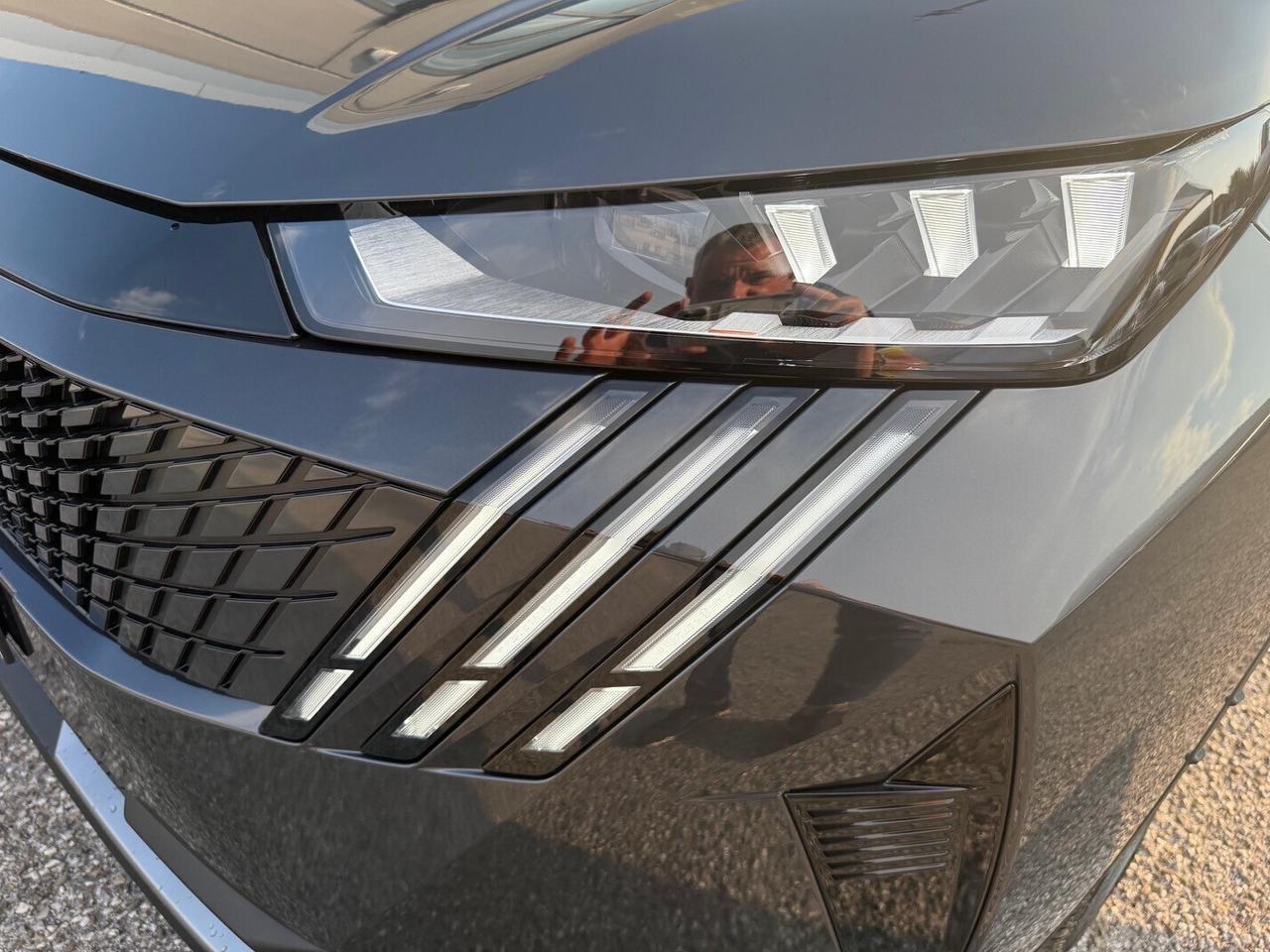 Peugeot 3008 Hybrid 136 e-DCS6 GT
