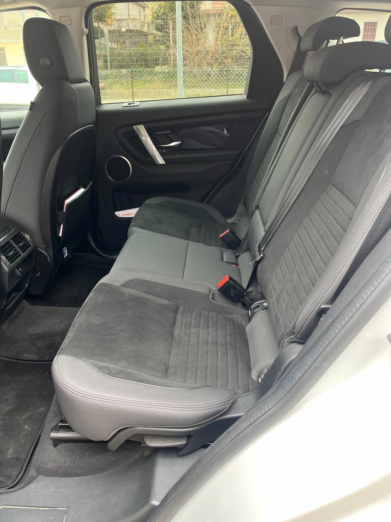 Land Rover Discovery Sport 2.0 TD4 150 CV Auto Business Edition Pure