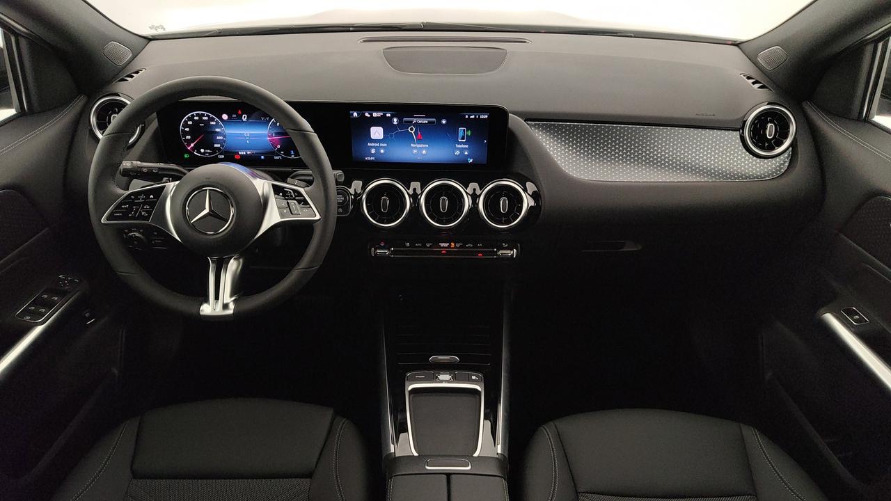 Mercedes-Benz GLA 200 d automatic