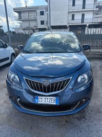 Lancia Ypsilon 1.0 Firefly Hybrid Gold 70CV