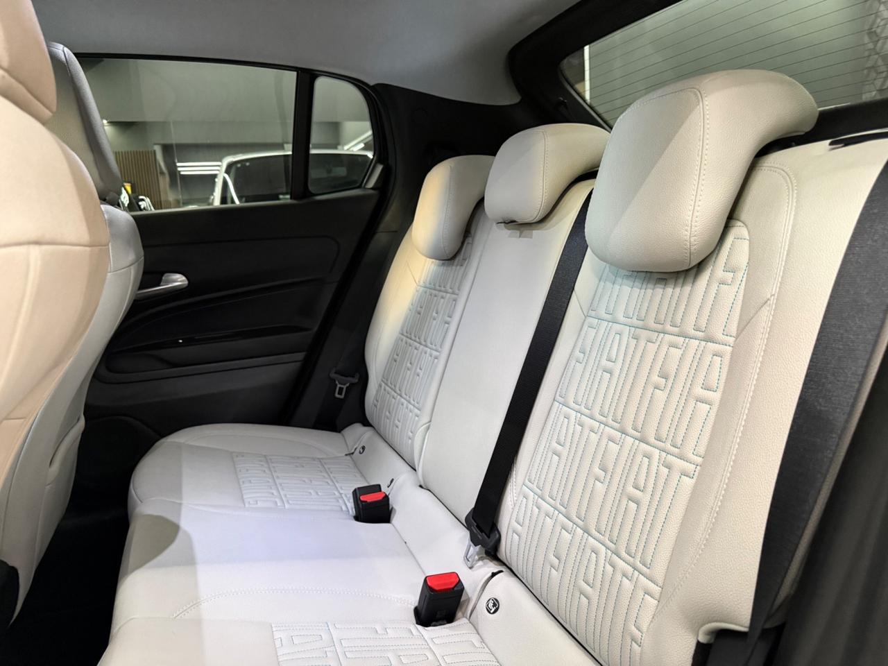 Fiat 600 Hybrid 110 CV DCT MHEV La Prima PRONTA CONSEGNA