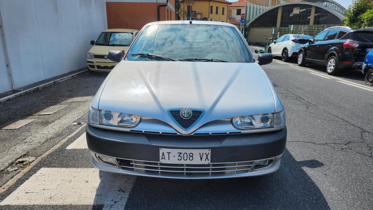 Alfa Romeo 146 1.4i 16V Twin Spark cat L
